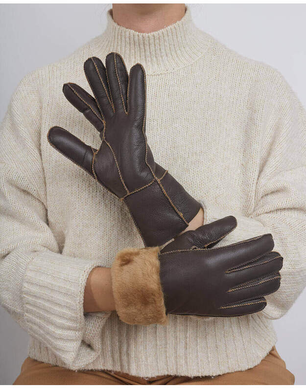 Moteriškos Rudos Šiltos Kailinės Pirštinės MKP04