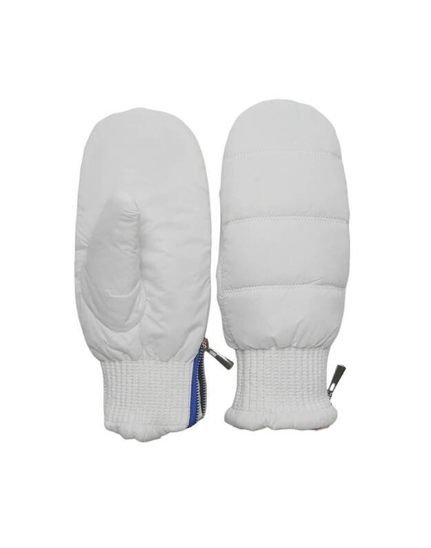 Moteriškos Baltos Šiltos Kumštinės KM32 2