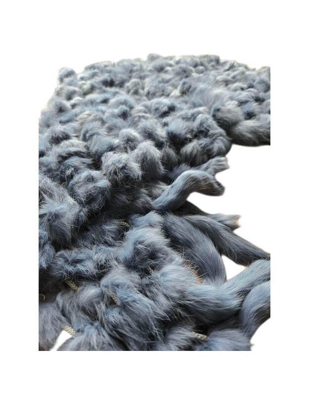 Natūralaus triušio kailio šalikas trikampio formos TRA3008 2