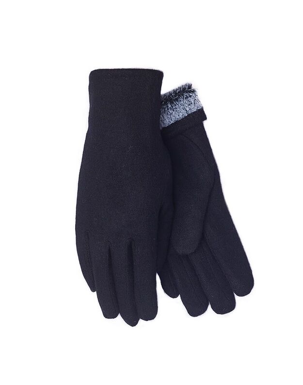 Moteri&scaron;kos Juodos Angoros Vilnos Pir&scaron;tinės Su Baltu Kailiuku NAB01 1